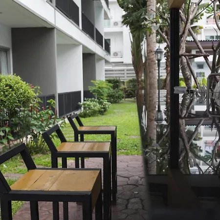 Bs Premier Airport Hotel
