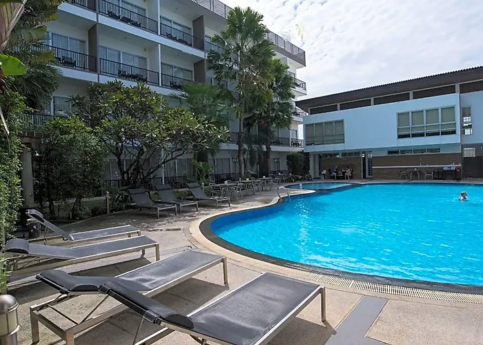 Bs Premier Airport 4*