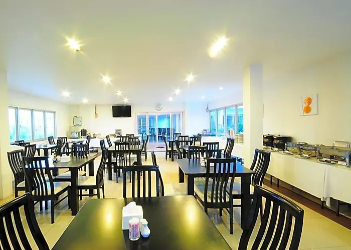 Bs Premier Airport 4*
