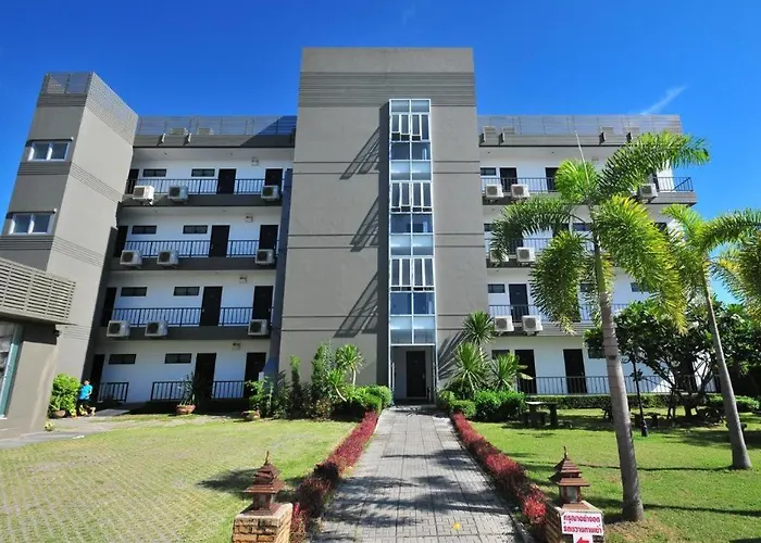 Bs Premier Airport Hotel