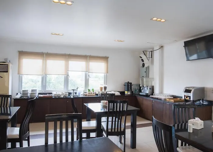 Bs Premier Airport Hotel 4*